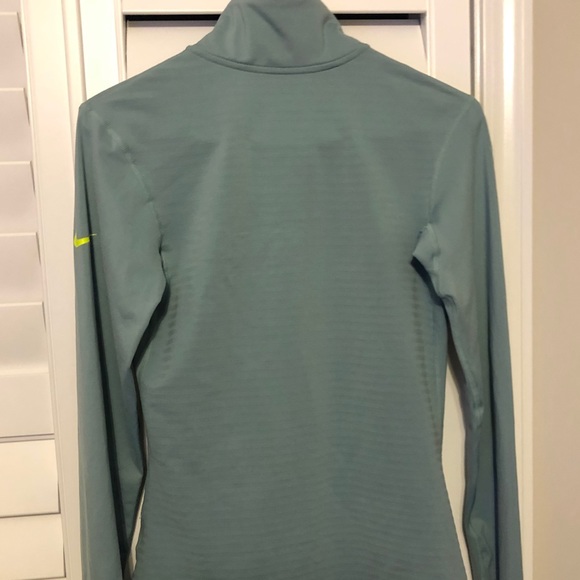 Women’s Nike Dri-fit running top M - Picture 4 of 7